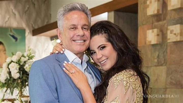 Cinthia Aparicio edad, altura, wikipedia, biografía, Novio/ Marido, Fortuna, Pareja, hijos, estatura