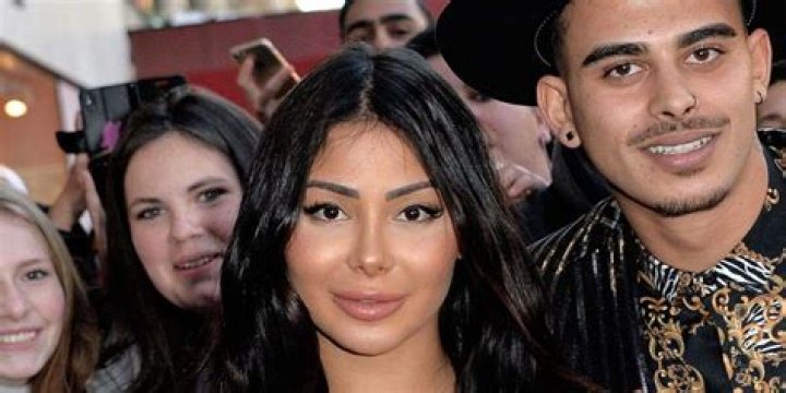 Maeva Ghennam Origine De Ses Parents