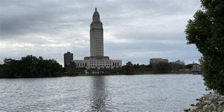 New Louisiana laws target online pornography, delinquent taxpayers