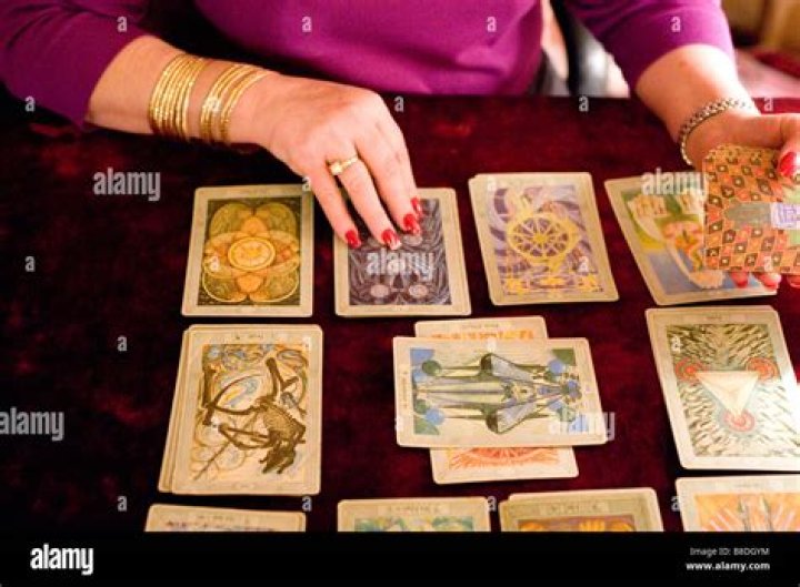 Tarot Card Reading: History and Purpose